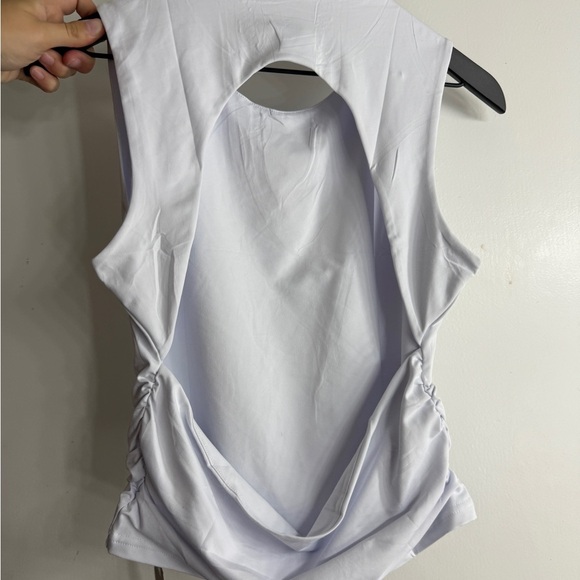 REORIA Open Back High Neck Sleeveless Trendy Backless Cropped Top - Picture 5 of 5